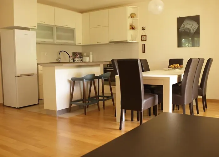 Bnm * 비오그라드나모루